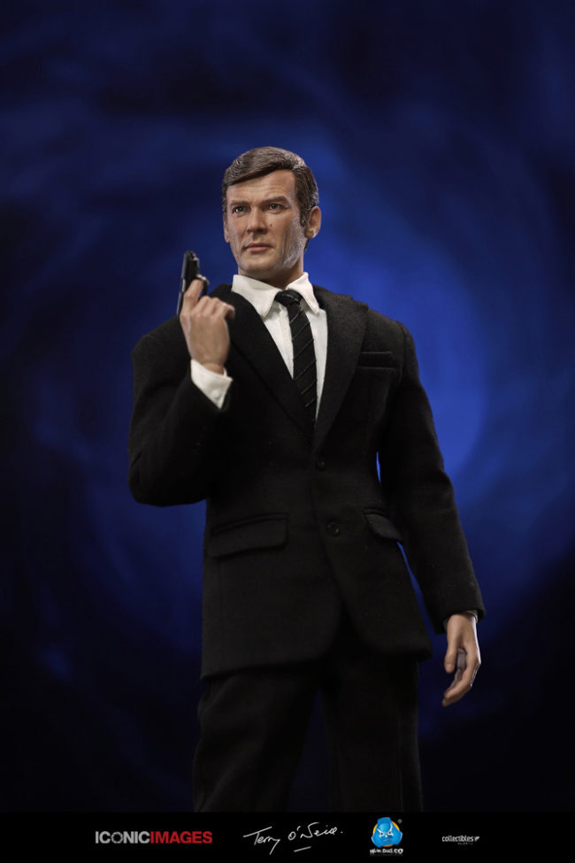 RM001-DID-Roger-Moore-Officially-Licensed-Action-Figure-18