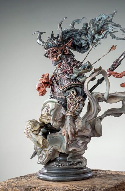 Manas SUM: Zhelong Xu ( Guang Shu ) "Di Qing" Statue