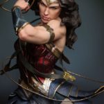 x_qs-ww-comic-statue_e