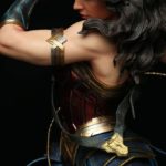 x_qs-ww-comic-statue_f