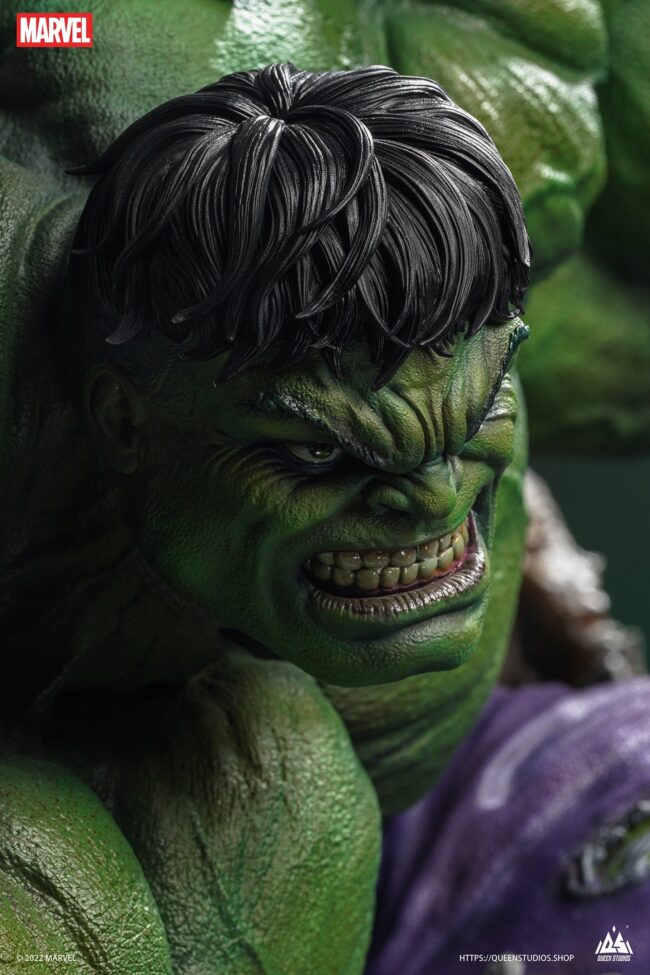 Statuette-Green-Hulk-Queen-Studios-11