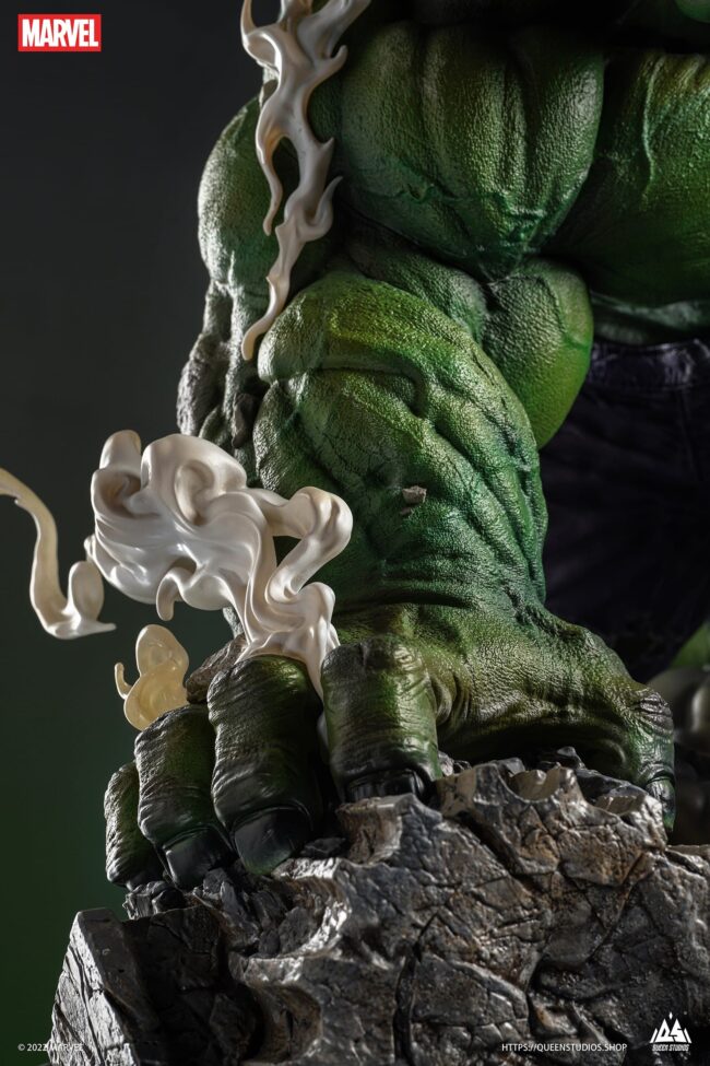 Statuette-Green-Hulk-Queen-Studios-13