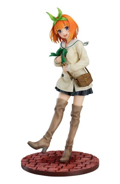 Good Smile Company: The Quintessential Quintuplets PVC Statue 1/6 Yotsuba Nakano Date Style Ver. 27 cm