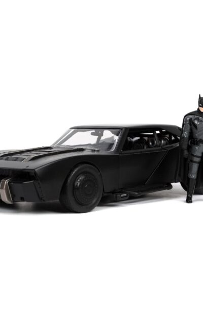 Jada Toys: Batman 2022 Hollywood Rides Diecast Modell 1/24 2022 Batmobil mit Figur
