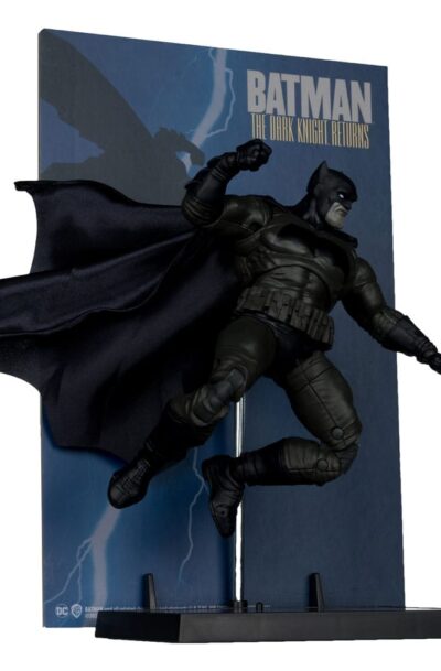 DC Multiverse McFarlane Cover Recreations Actionfigur Batman (Batman: The Dark Knight Returns #1) (Gold Label) 18 cm