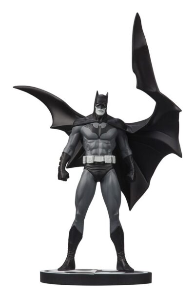 McFarlane Toys: DC Direct  Statue Batman Black & White Batman (by Jorge Jimenez) 27 cm