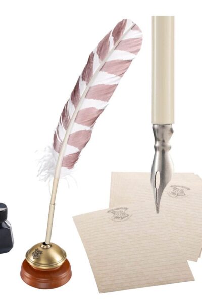 Noble Collection: Harry Potter Replik Hogwarts-Schreibfeder mit Hogwarts-Papier 31 cm
