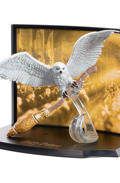 Noble Collection: Harry Potter Toyllectible Treasure Statue Hedwig Hedwig’s Special Delivery 11 cm