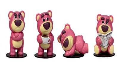 YuMe Toys: Toy Story Hero Box Teddy Bear Series Minifiguren Lots-o‘-Huggin‘ Bear 8 cm Display (6)