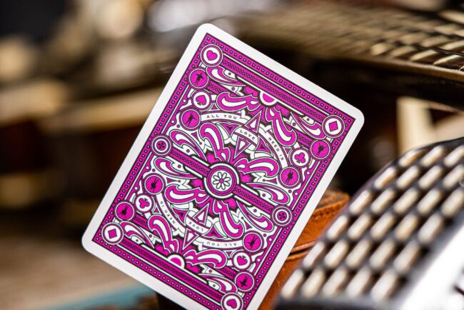 x_T11-BEATLES-CARDS-PINK-T11_2.jpg