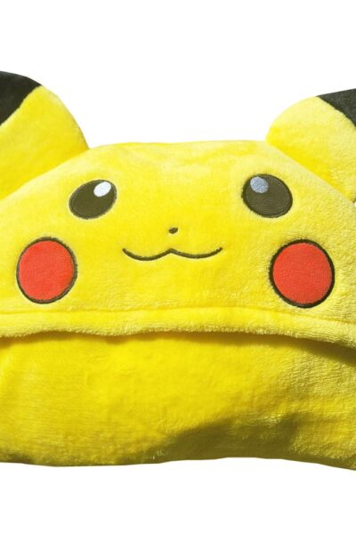 Halantex: Pokémon Coral Decke mit Mütze Pikachu 120 x 150 cm