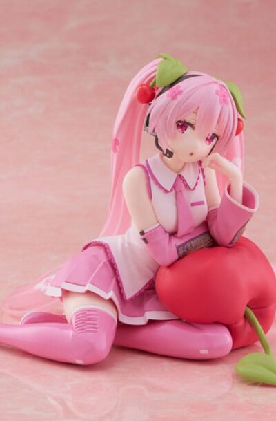 Taito Prize: Hatsune Miku PVC Statue Desktop Cute Figure Sakura Miku Cherry Cushion Ver. 13 cm