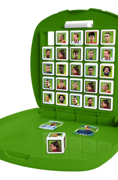 Winning Moves: Weltfussballstars Strategiespiel Top Trumps Match – The Crazy Cube Game Green Version