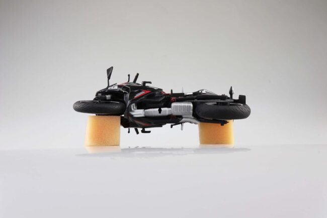 x_AOS10970_5-1.jpg
