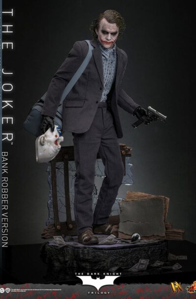 Hot Toys: Batman - The Dark Knight "The Joker -Bank Robber Version" 1/6 DX Actionfigur (Q4/2026)