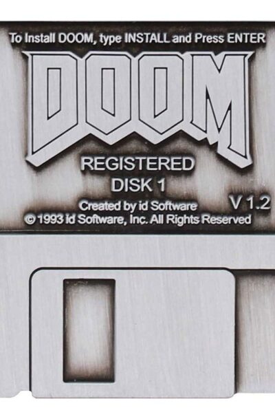 FaNaTtik: Doom Ansteck-Pin Floppy Disk Limited Edition