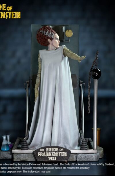 X-Plus: Frankensteins Braut Plastic Model Kit 1/8 Bride of Frankenstein 21 cm