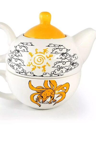 Just Funky: Naruto Shippuden Tee-Set