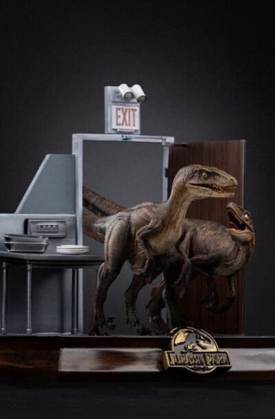 Iron Studios: Jurassic Park "Raptors at the Kitchen's Door" 1/20 Demi Art Scale (Q4/2026)