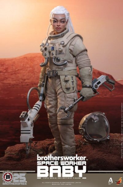 Hot Toys: Brothersfree "Space Worker Baby (Brothersfree 25th Version)" 1/6  Actionfigur (Q1/2027)