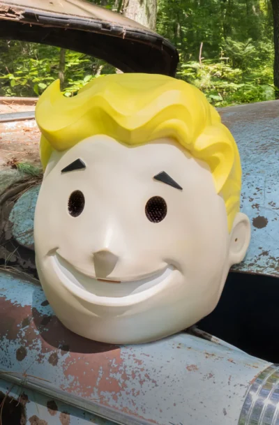T.or.T Studios: Fallout "Vault Boy" 1/1 Maske