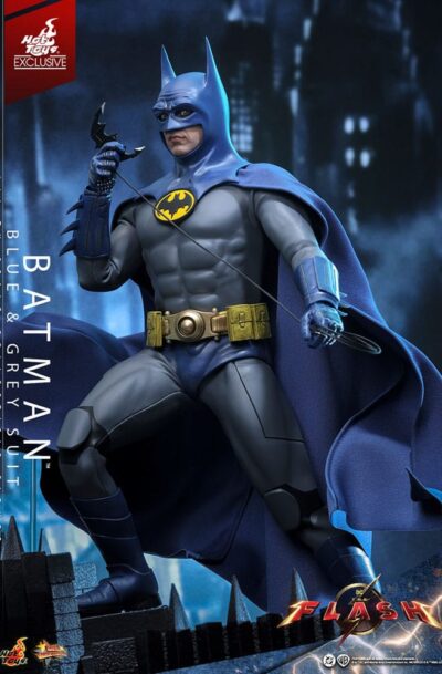 Hot Toys: The Flash Movie "Batman (Blue & Grey Suit) - Limited Edition" Hot Toys Exclusive 1/6 Actionfigur (Q2/2026)