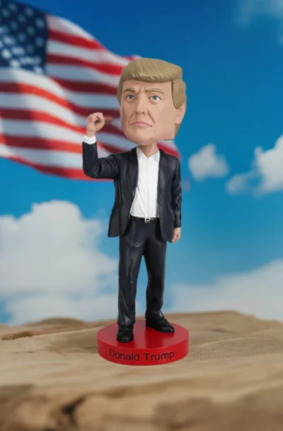 Royal Bobbles: Donald Trump "Donald Trump - Fight!" Bobble Head