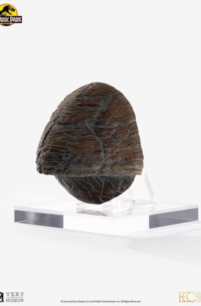 ECC: Jurassic Park "Triceratops Toenail” 1/1 Prop Replika (Q1/2027)